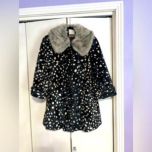 Retro style 3/4 Length sleeve faux fur coat